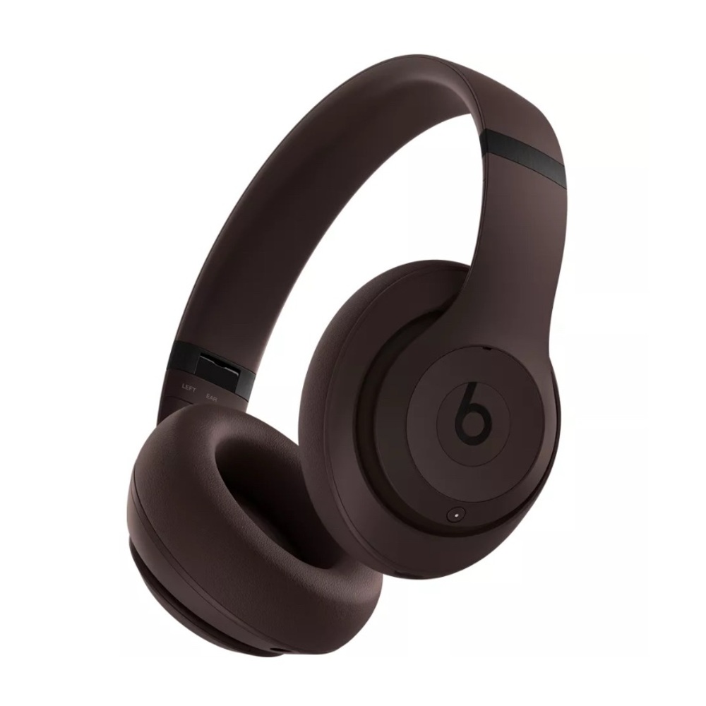 Brown headphones BEATS 🎧 🤎